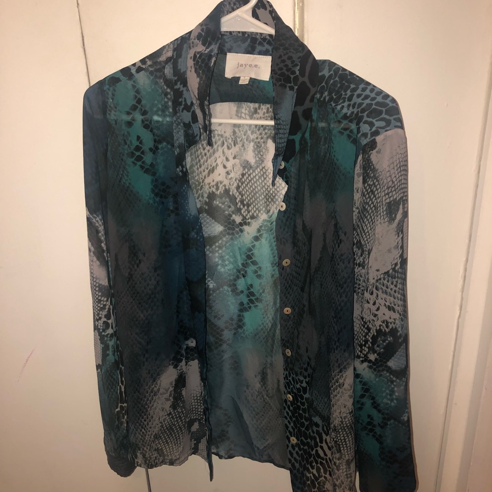 Colored long sleeve blouse.
